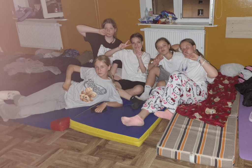 Noc w szkole?! Klasa 6b zrobiła to !