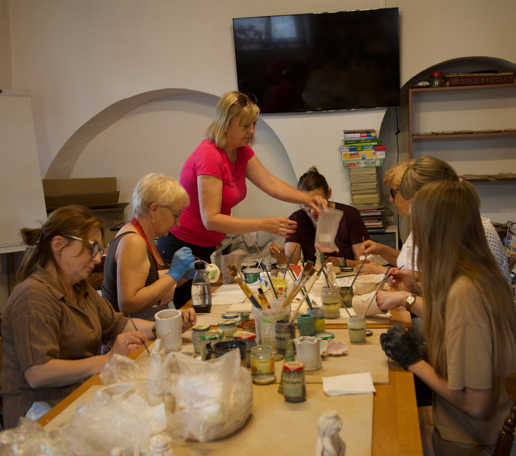 Warsztaty ceramiczne w bibliotece