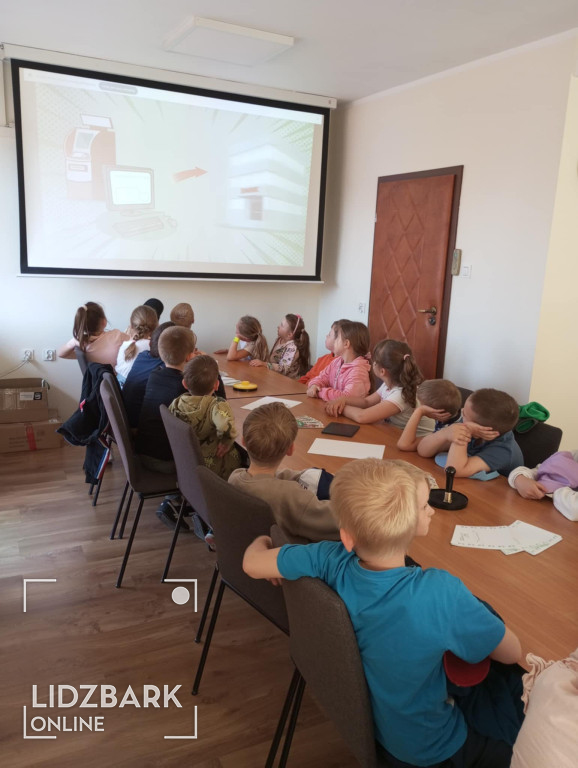 Uczniowie SP2 w Banku Spółdzielczym