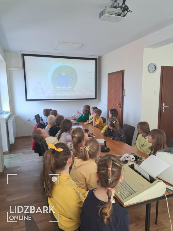 Uczniowie SP2 w Banku Spółdzielczym