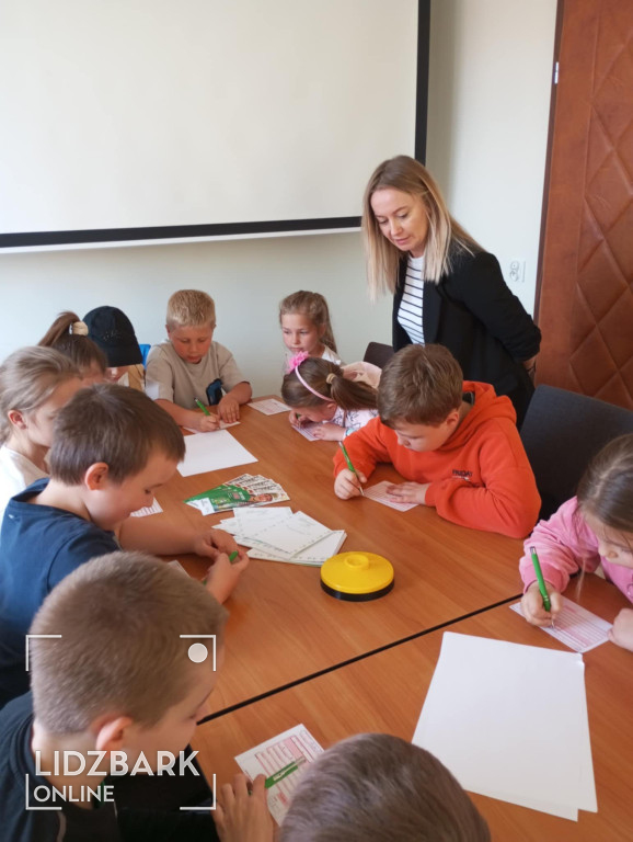 Uczniowie SP2 w Banku Spółdzielczym