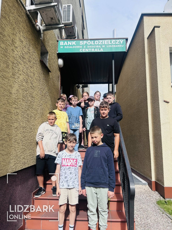 Uczniowie SP2 w Banku Spółdzielczym