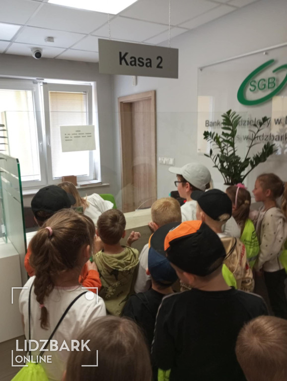 Uczniowie SP2 w Banku Spółdzielczym