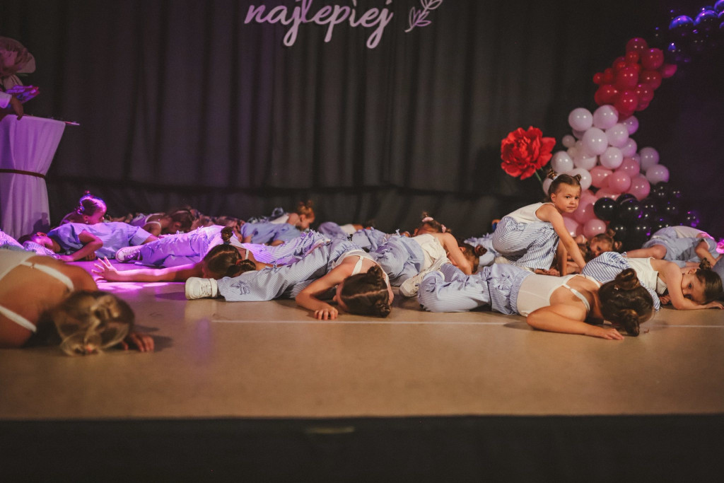 Bajkowy Zakątek - Zakończenia Sezonu Tanecznego!