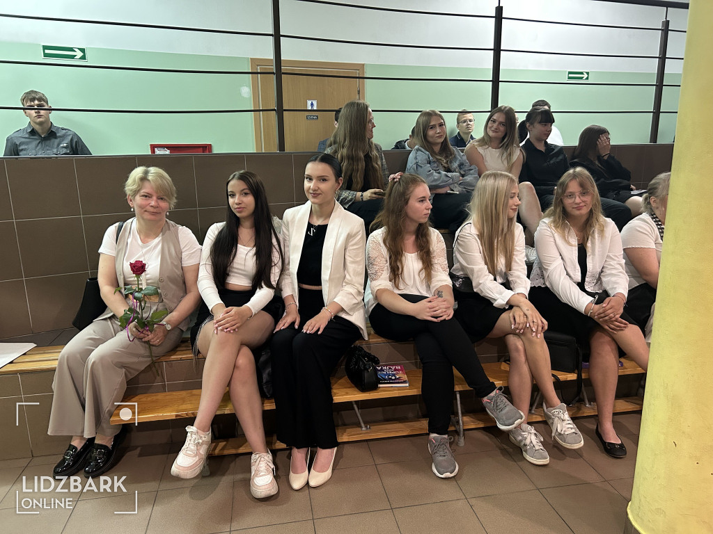Zakończenie roku szkolnego ZS w Lidzbarku.