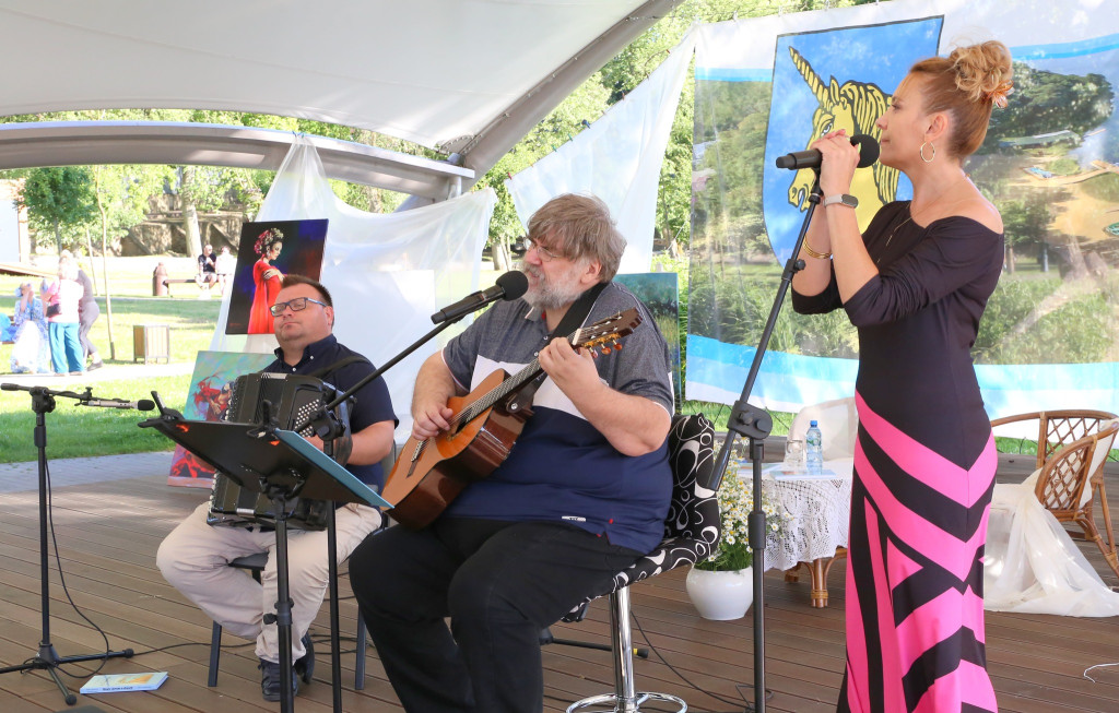 Promocja książki w lidzbarskim amfiteatrze