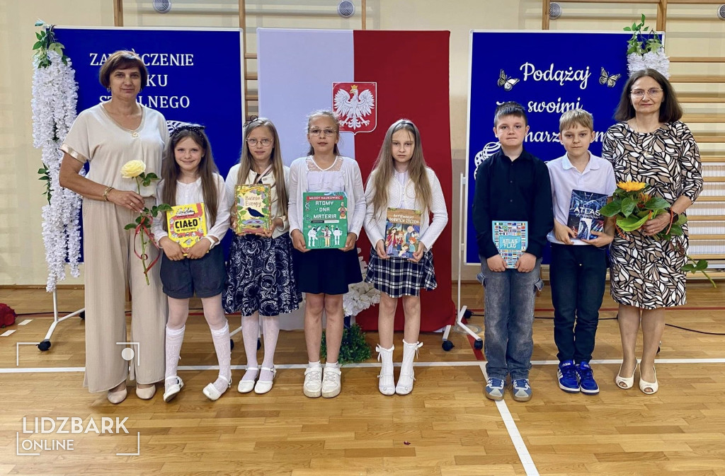 SP Kiełpiny zakończenie roku szkolnego