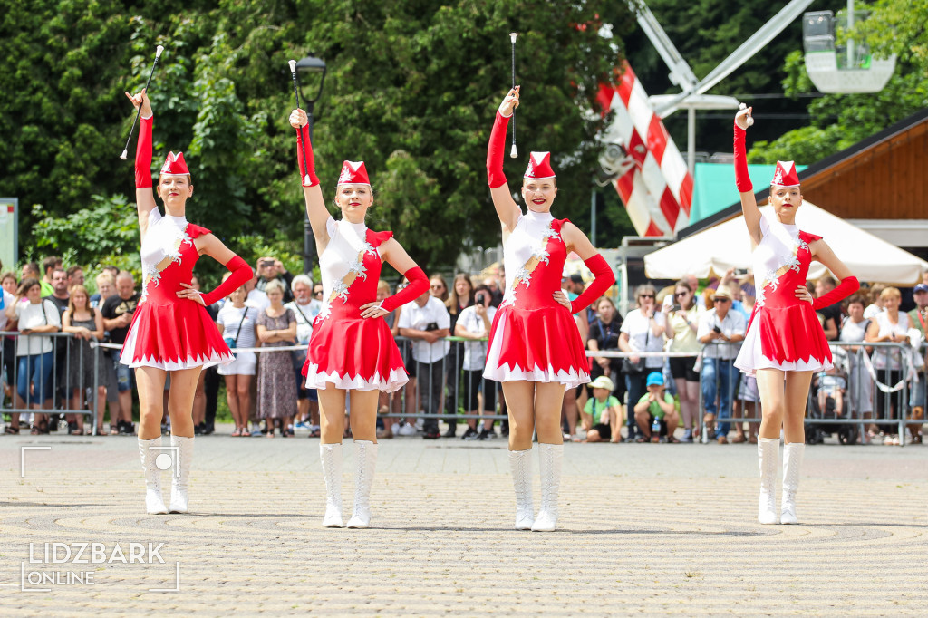 Parady marszowe na Festiwalu Orkiestr OSP w Wiśle
