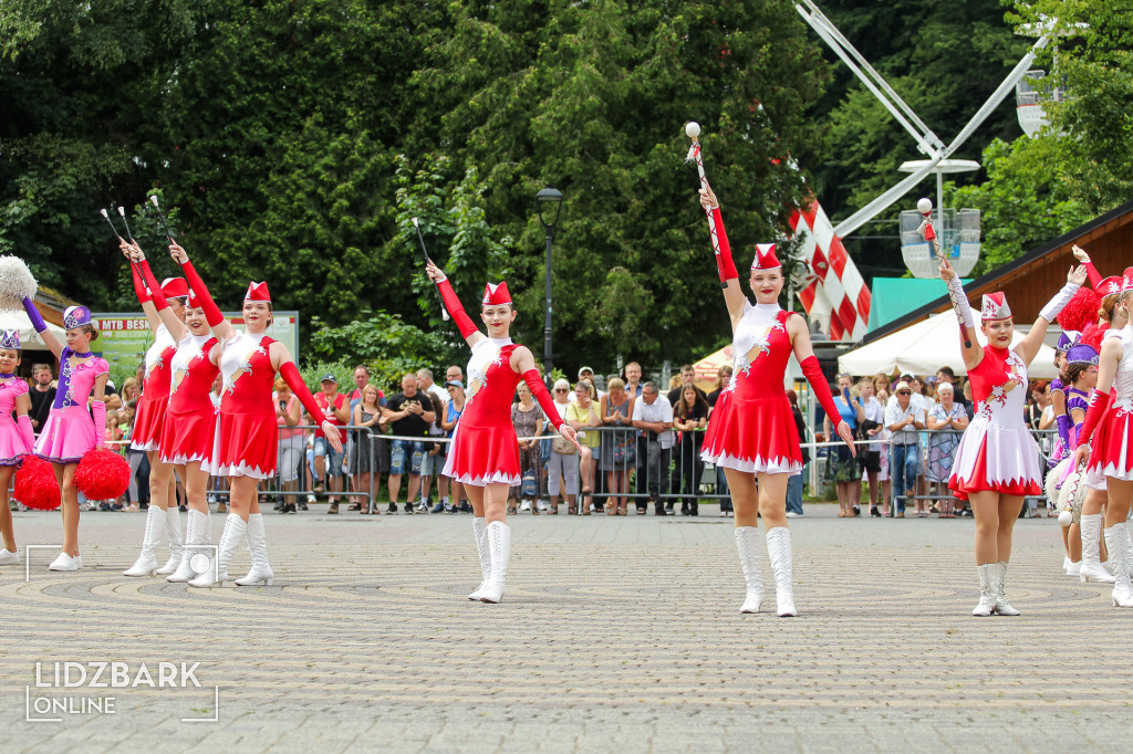 Parady marszowe na Festiwalu Orkiestr OSP w Wiśle