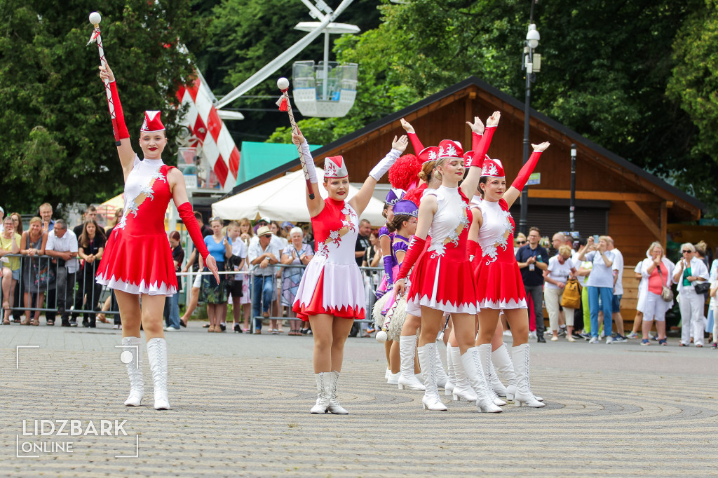 Parady marszowe na Festiwalu Orkiestr OSP w Wiśle