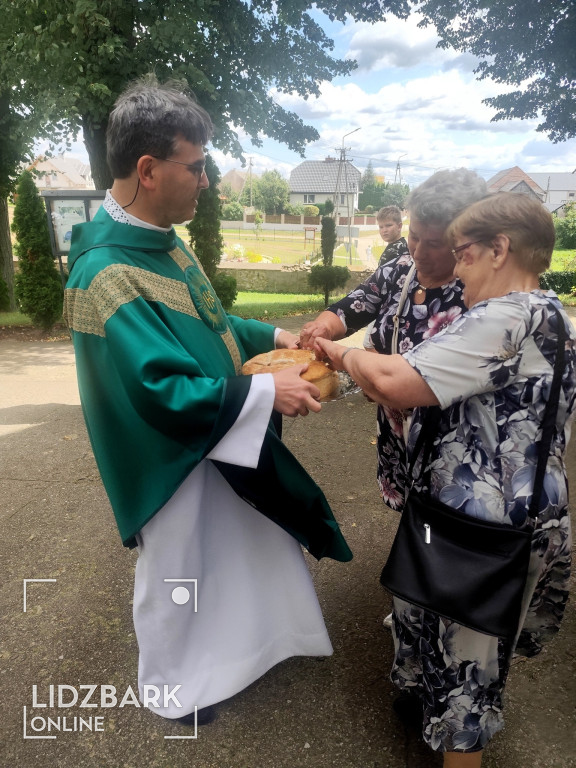 Dożynki Parafialne w Kiełpinach