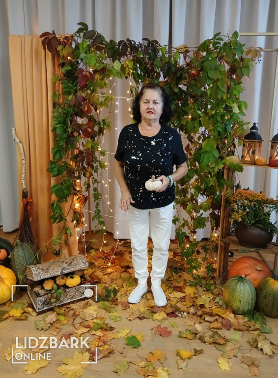 Jesień pełna tańca w Dziennym Domu Senior+