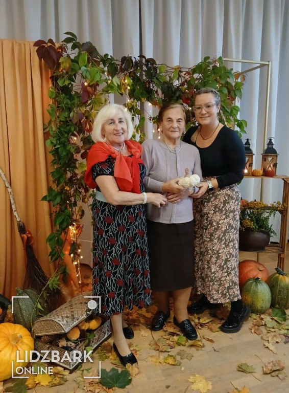 Jesień pełna tańca w Dziennym Domu Senior+