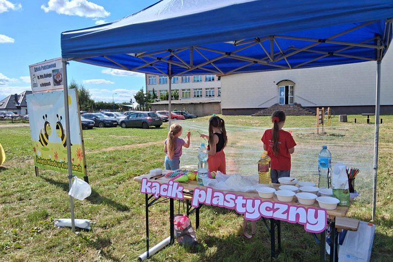 Szkoła z Kiełpin na Święcie Miodu